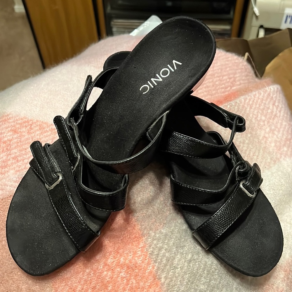 Vionic Black Heel Sandals…Size 11